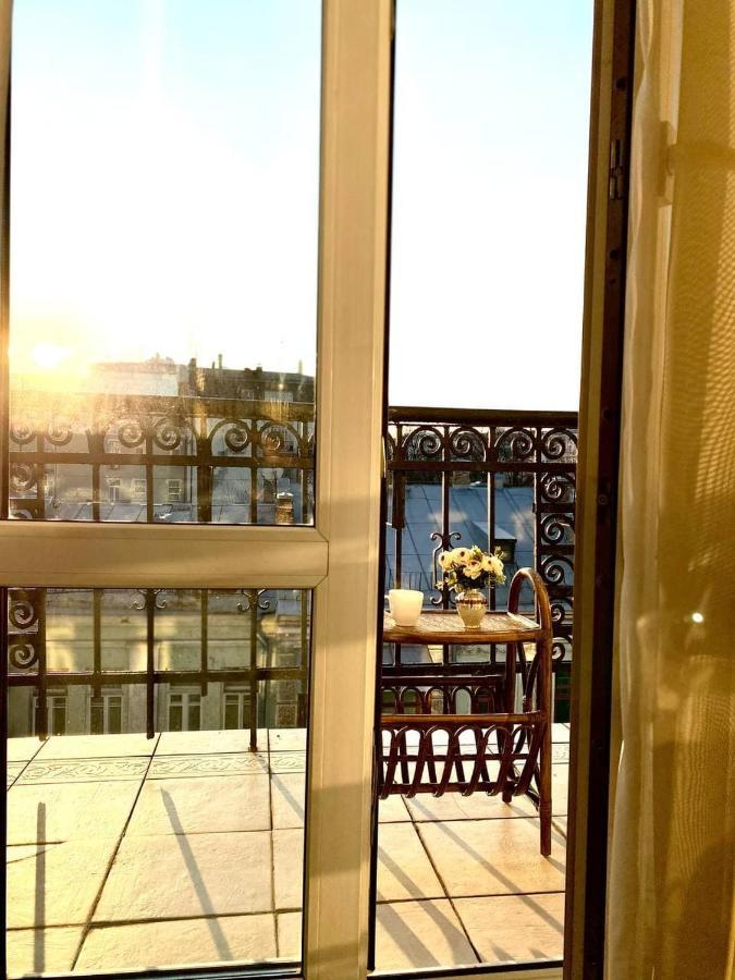 Світло Є! Історичний Центр! Apartment Kiev Exterior foto